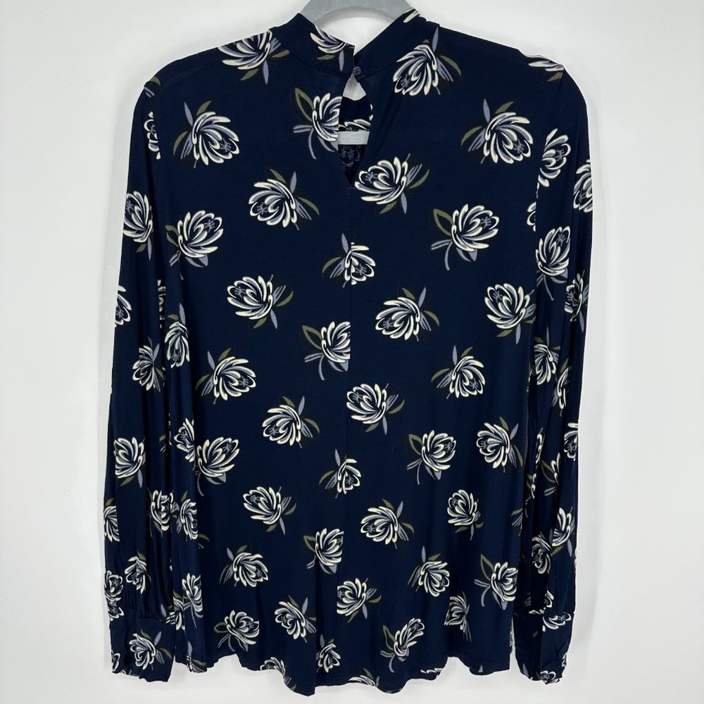 3/$25 LOFT Floral Mock Neck Top L Long Sleeve Blouse Navy Blue - Picture 2 of 7